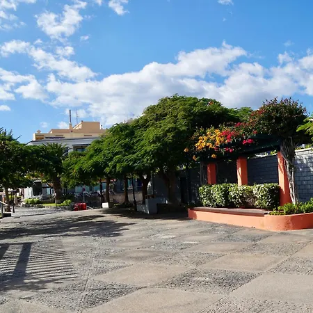 Casa Cecilia, Wifi , Balkon , Nah Am דירה Guía de Isora